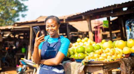 When do women microentrepreneurs say ‘yes’ to formal credit?